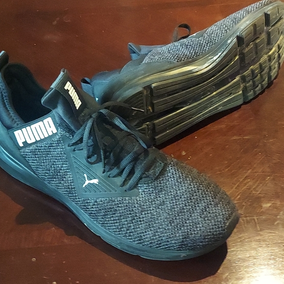 Puma Tennies - Picture 2 of 2